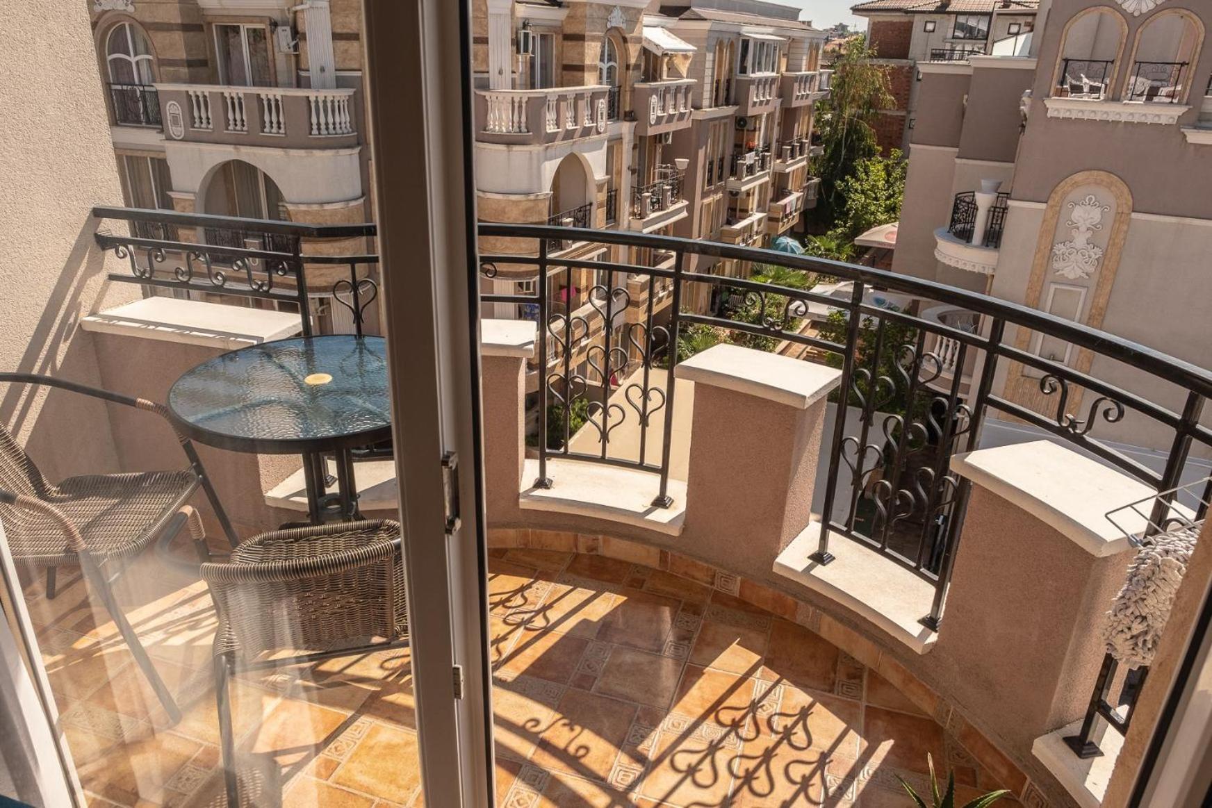 Melia Lux Apartment Ravda Esterno foto